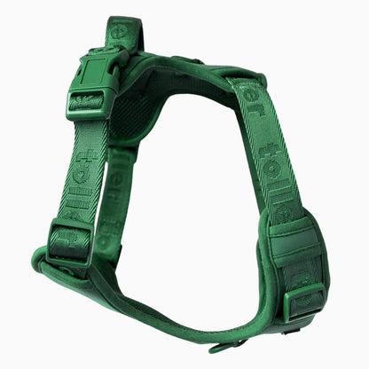 Toller green harness side view